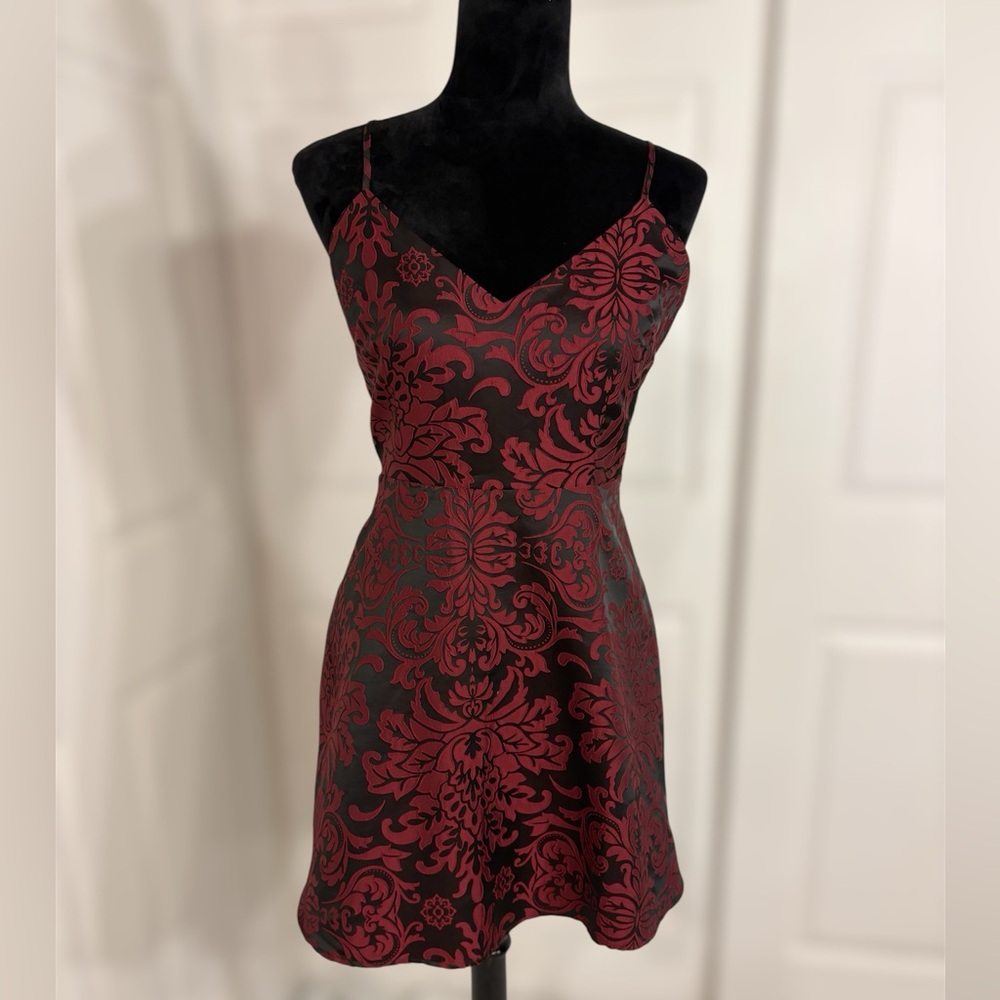 Forever 21 brand size medium semi-formal dress